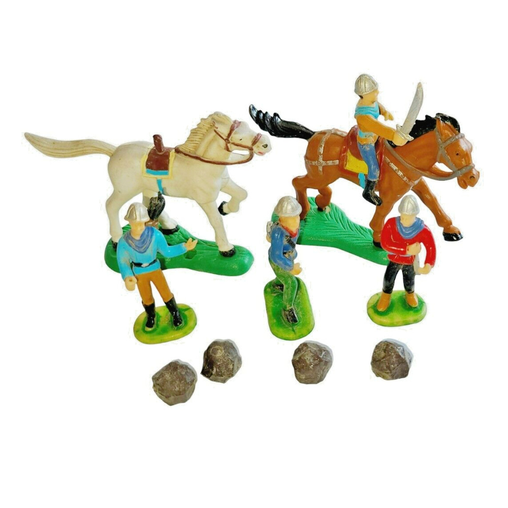 Vintage Plastic Toy Soldiers and Horses Battle Set with Boulders 9pc